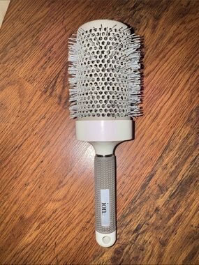 Large OD Ion Round Brush C1.Bk.R.2